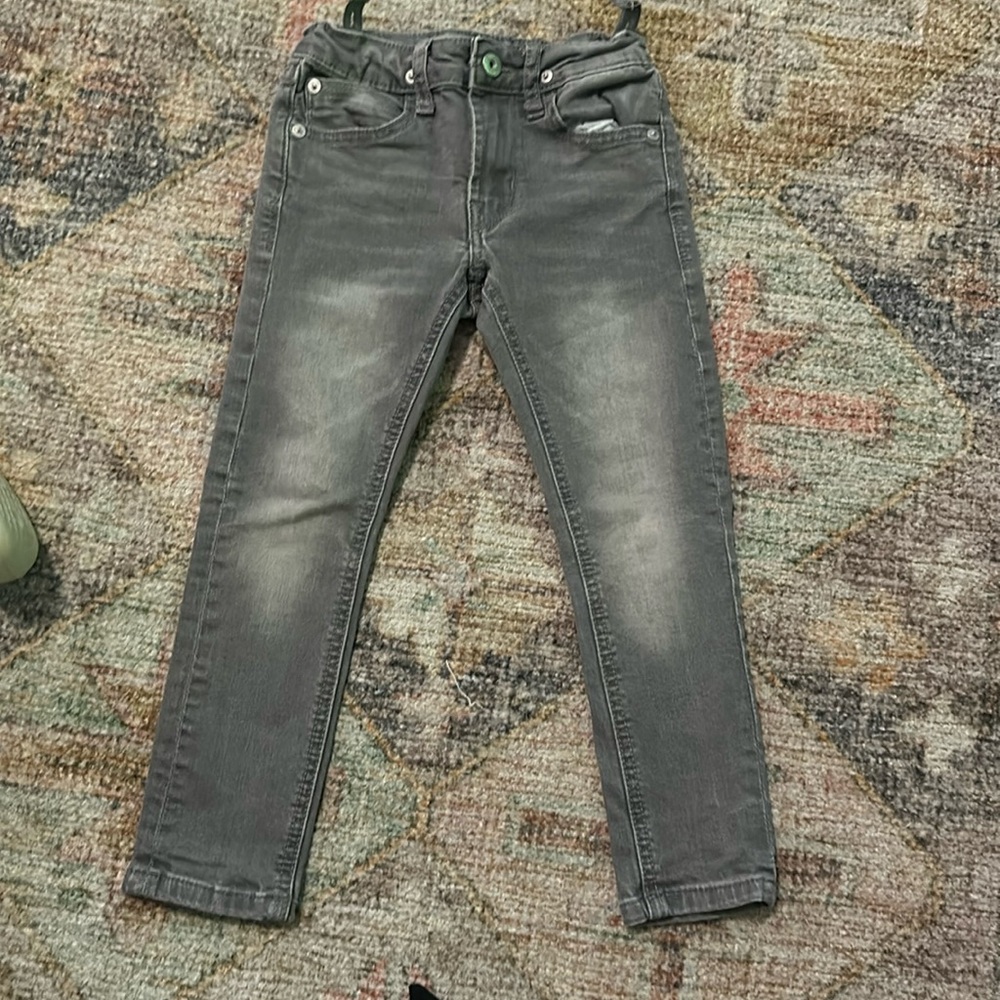 Hudson jeans for boys size 4 grey